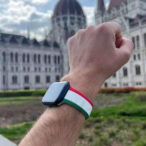 Apple Watch Ria-Ria szilikon óraszíj /piros-fehér-zöld/ 44/45/46/49 mm