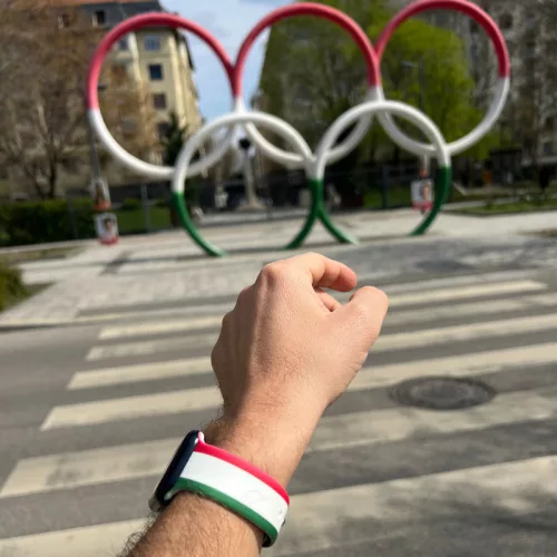 Apple Watch Ria-Ria szilikon óraszíj /piros-fehér-zöld/ 40/41 és 42mm