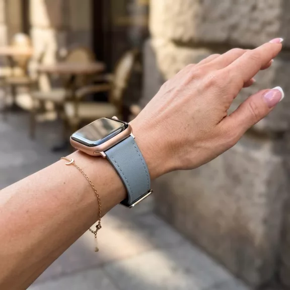 Apple Watch bőróraszíj /világos szürke/ 40/41 és 42mm