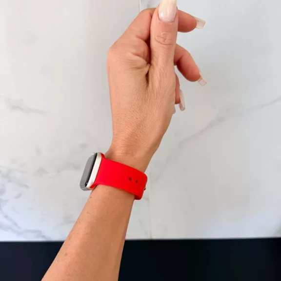 Apple Watch szilikon óraszíj gömb csattal /piros/ 40/41 és 42mm