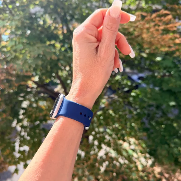 Apple Watch szilikon óraszíj gömb csattal /éjkék/ 44/45/46/49 mm