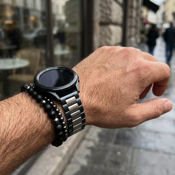 MYBANDZ Klasszikus fém óraszíj /fekete-ezüst/ 20mm