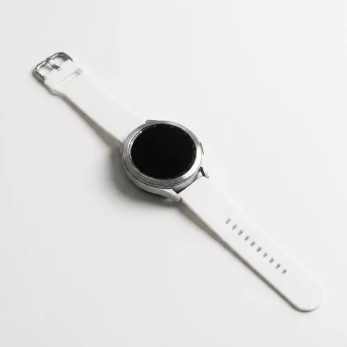 MYBANDZ Szilikon óraszíj fém csattal /fehér/ 20 mm