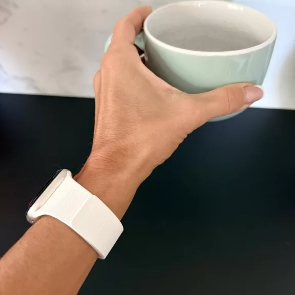 Apple Watch Litchi mágneses szilikon óraszíj /fehér/ 40/41 és 42mm