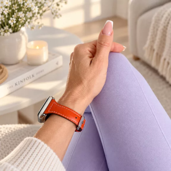 Apple Watch vékony bőróraszíj /narancs/ - ezüst csattal 44/45/46/49 mm