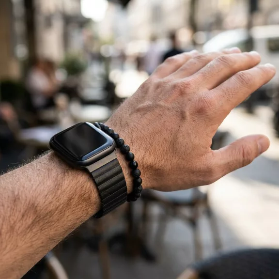 Apple Watch mágneses bőróraszíj fém csattal /fekete/ 44/45/46/49 mm
