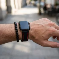   Apple Watch sportos szilikon óraszíj /fekete-piros/ 44/45/46/49 mm