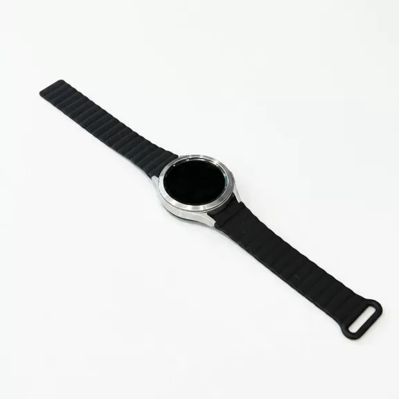 MYBANDZ mágneses szilikon óraszíj Galaxy Watch 4-5-6-7/fekete/ 20mm