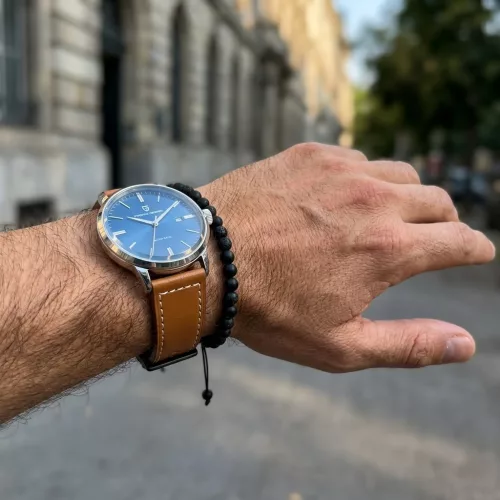 MYBANDZ Elegáns bőróraszíj /vörösesbarna - fekete csattal / 22mm
