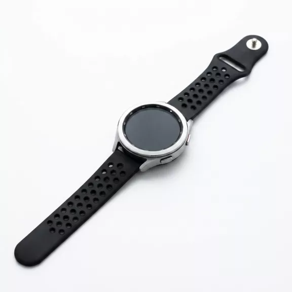 MYBANDZ Lélegző szilikon óraszíj- fekete/ 20mm