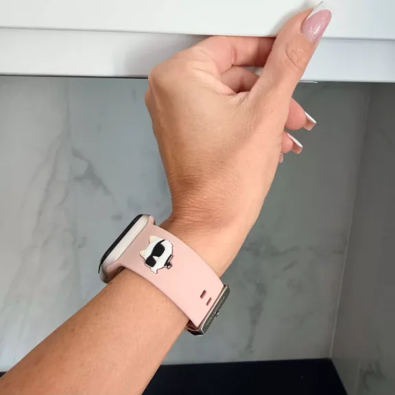 Karl Lagerfeld and Choupette Apple Watch 40/41 és 42mm szilikon óraszíj - púder